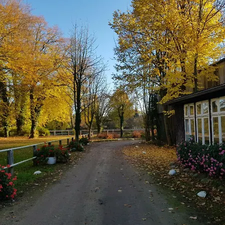 Grosse, Helle Ferienwohnung Mit 2 Balkonen Auf Dem Bauernhof In Der Lueneburger Heide Oetzen Экстерьер фото